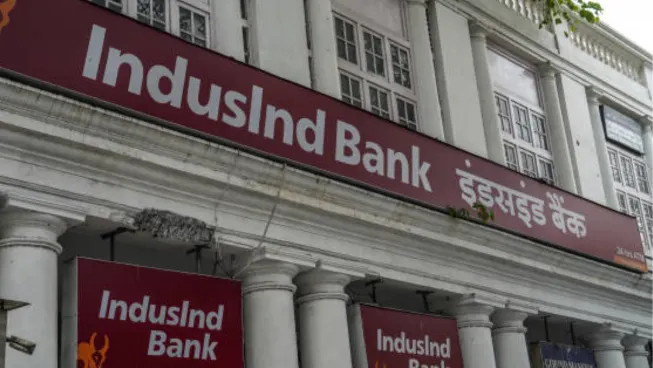 IndusInd Bank crisis news in hindi