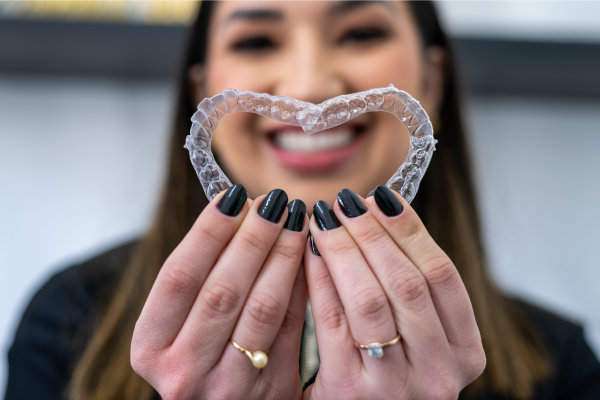 Invisible Dental Braces: Do They Hurt and How Do You Manage Discomfort?