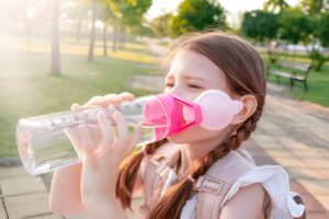Is Plastic Still the Best Option for Kids’ School Bottles? Is Plastic Still the Best Option for Kids’ School Bottles