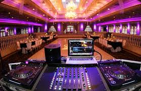DJ services M25 and DJ services London