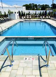 Pool Management Companies Near Me